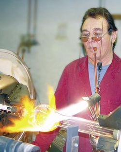 Stiefelmayer-Contento ist Spezialist in Sachen Glasverarbeitung